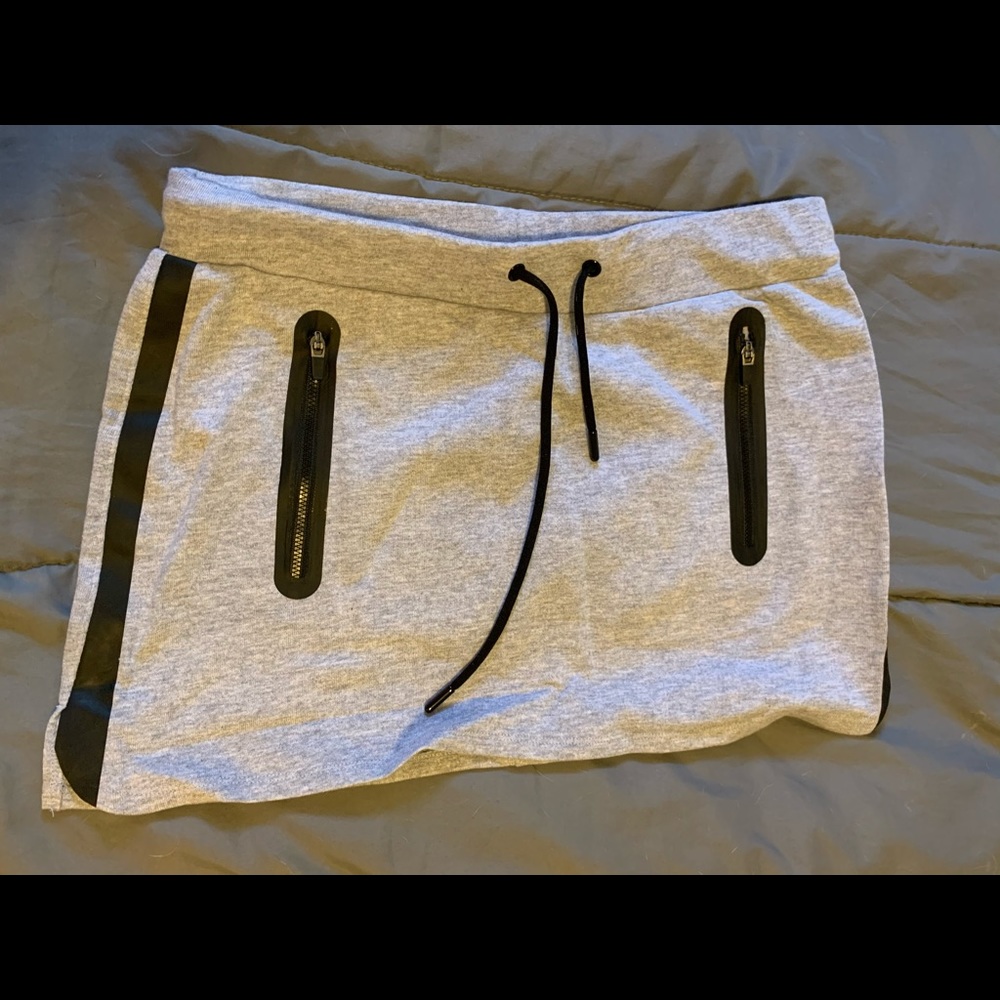 NWOT Fabletics medium cotton skirt